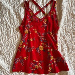 Cute strappy Hawaiian tank 🌸 🌺 NWOT